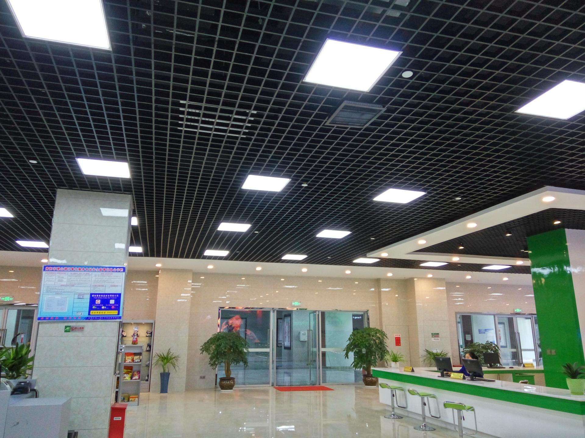 易博仕格栅天花